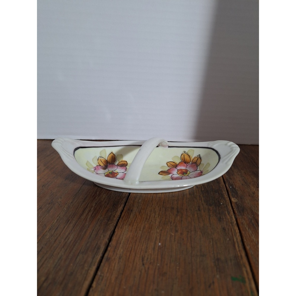 Vintage Hand Painted Japan Porcelain Floral Nappy Dish Handle Scalloped Edge‎ - Picture 2 of 7
